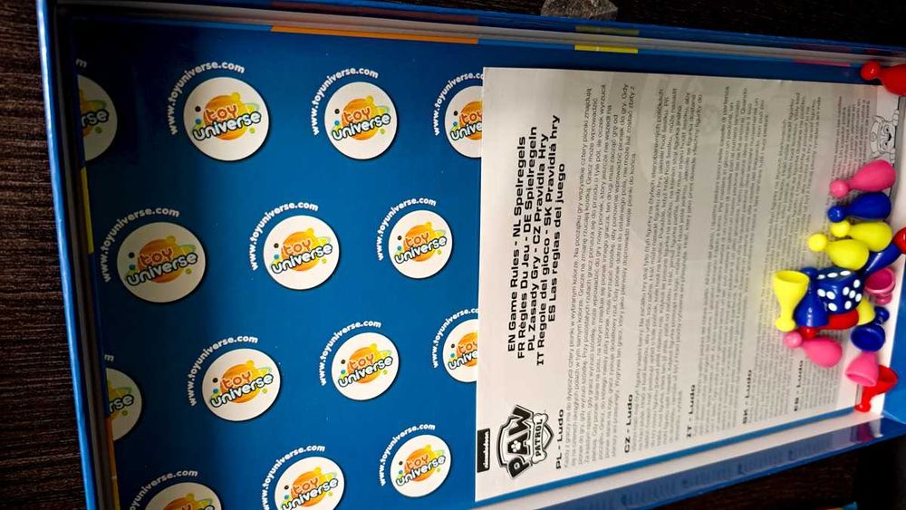 Komplet Psi Patrol 5 sztuk gry ksiażeczki czapka