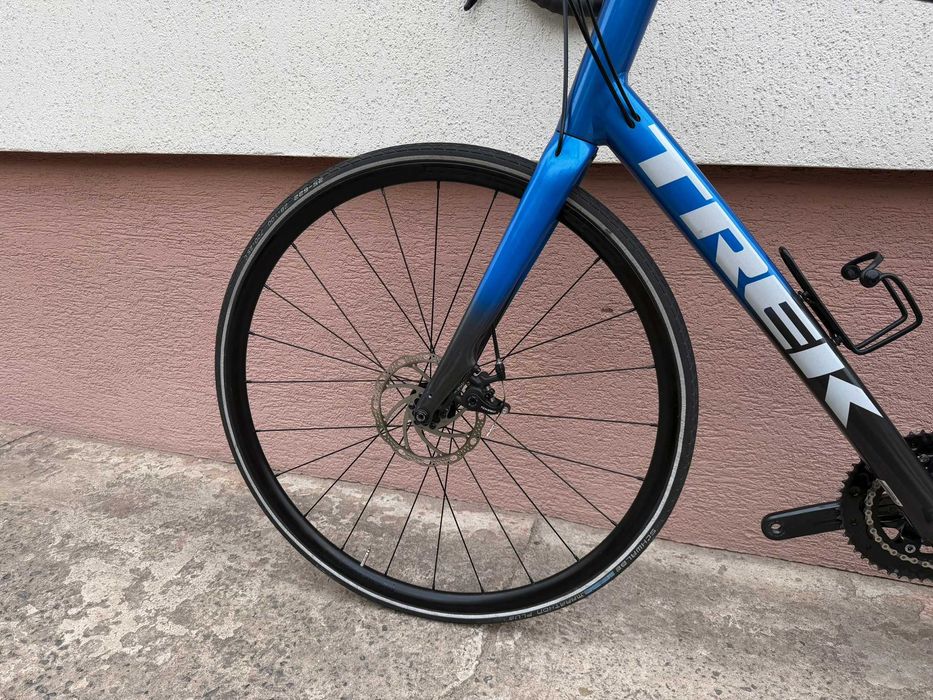 Rower szosowy jak gravel Trek Domane Al3 disc, Shimano Sora, tarcze