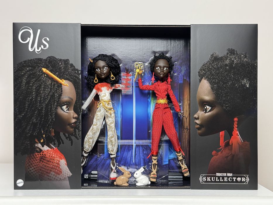 Ляльки Монстер Хай Monster High Skullector Us Dolls - Adelaide and Red
