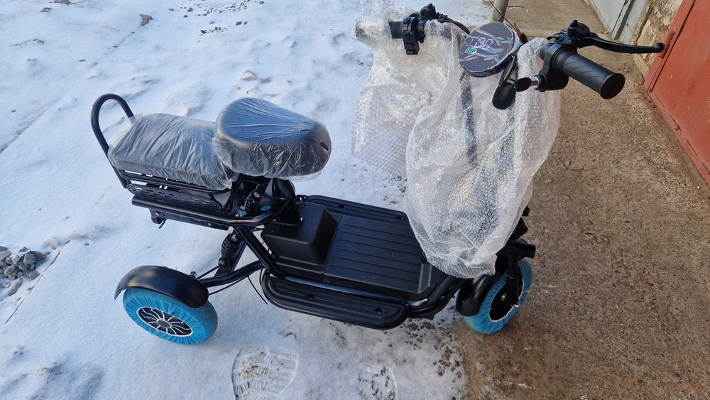 Триколісний електровелосипед