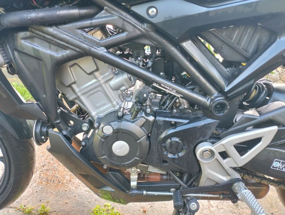 Honda Cb 125 R black edition