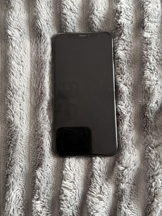 Iphone 11 pro 64 gb 80% акб