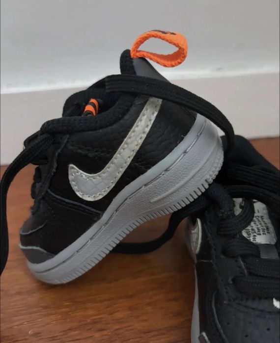 Air force bebe cinzentas