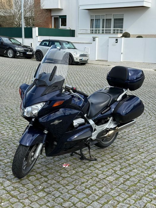 Pan European Abs st1300