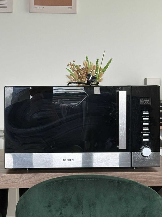 Micro-ondas Becken – avariado (não aquece) | Para peças ou reparação