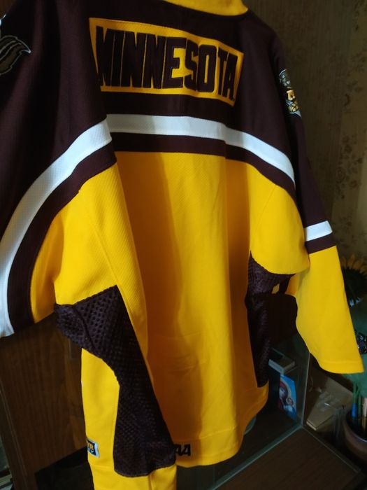 Футболка фірмова, Хокей