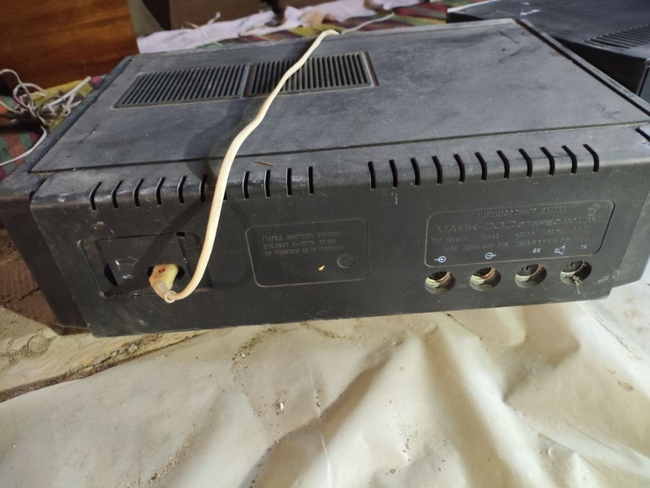 Магнітофон Маяк з колонками 3 комплекти