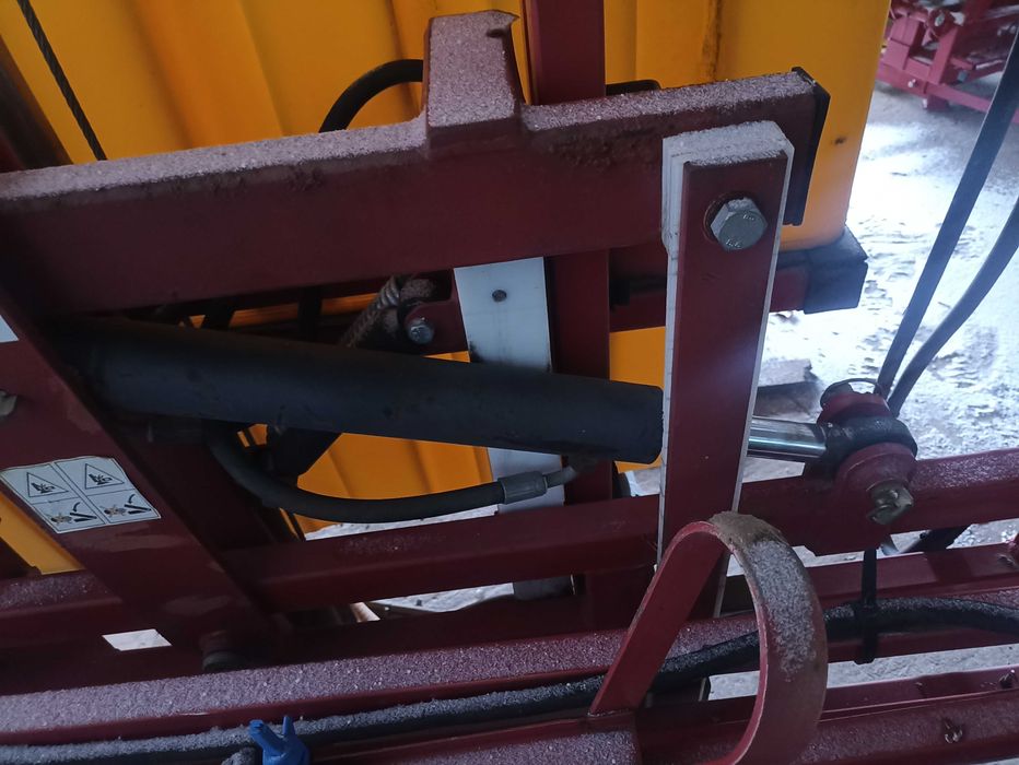 Sprzedam Opryskiwacz zawieszany