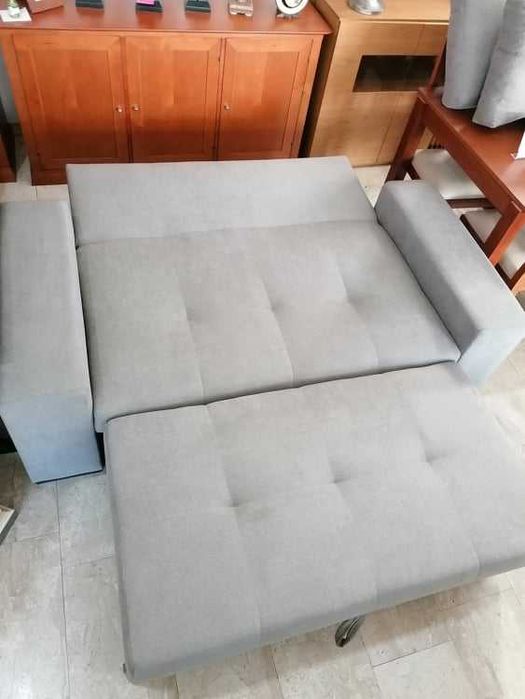Sofá cama em tecido