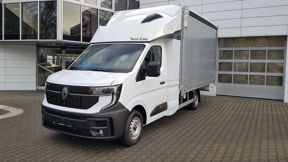 Renault Master TwinCab  Renault Master plandeka 10 palet TwinCab.