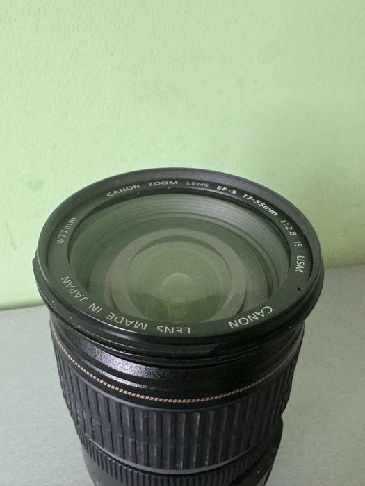 Обʼєктив Canon Zoom Lens EF-S 17-55mm 1:2,8 IS USM