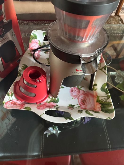 Соковижималка шнекова