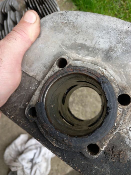 Продам циліндри і головки