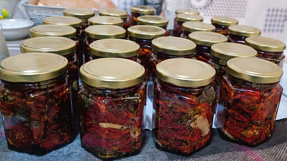 В'ялені томати зі спеціями