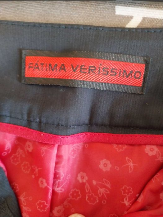 Saia preta Fátima Verissimo