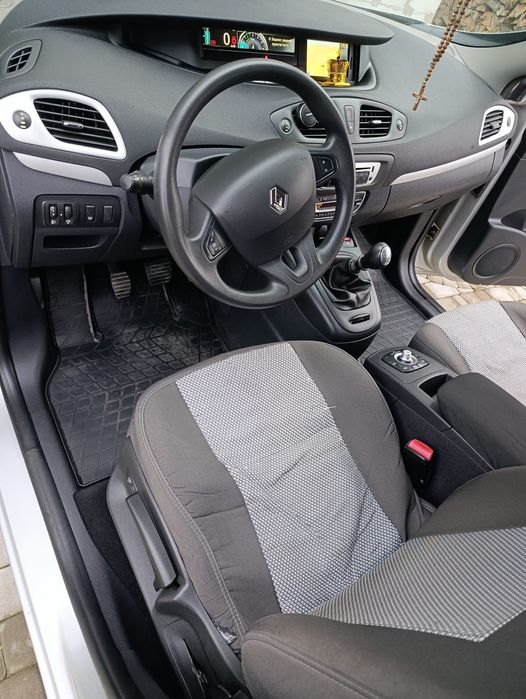 Продам Renault Grand Scenic 2015 рік