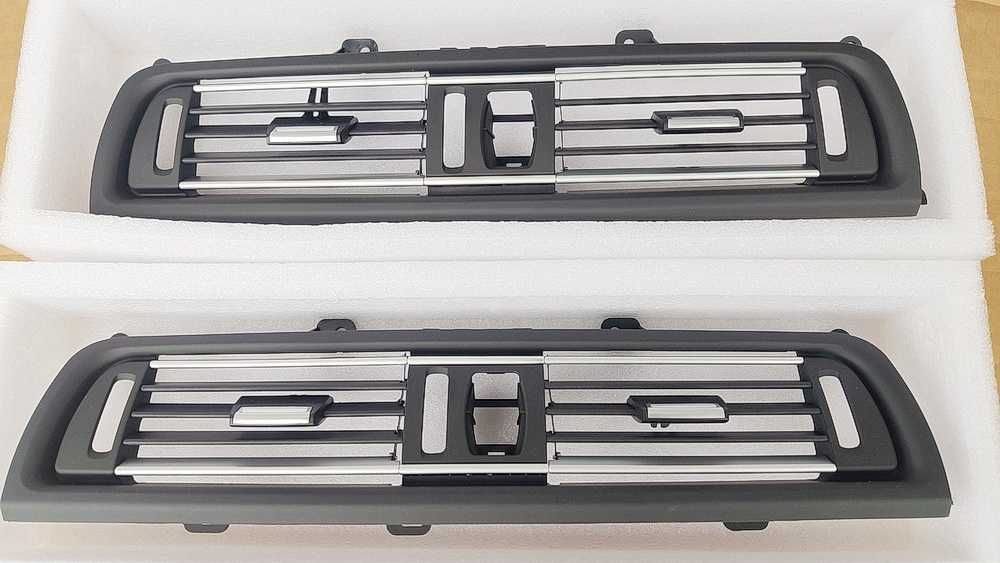 Дефлектор воздуха центральный, решётка BMW F10. кат. № 64229166885