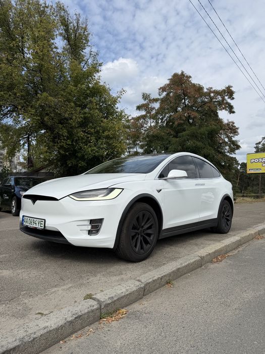 Продам Tesla model X