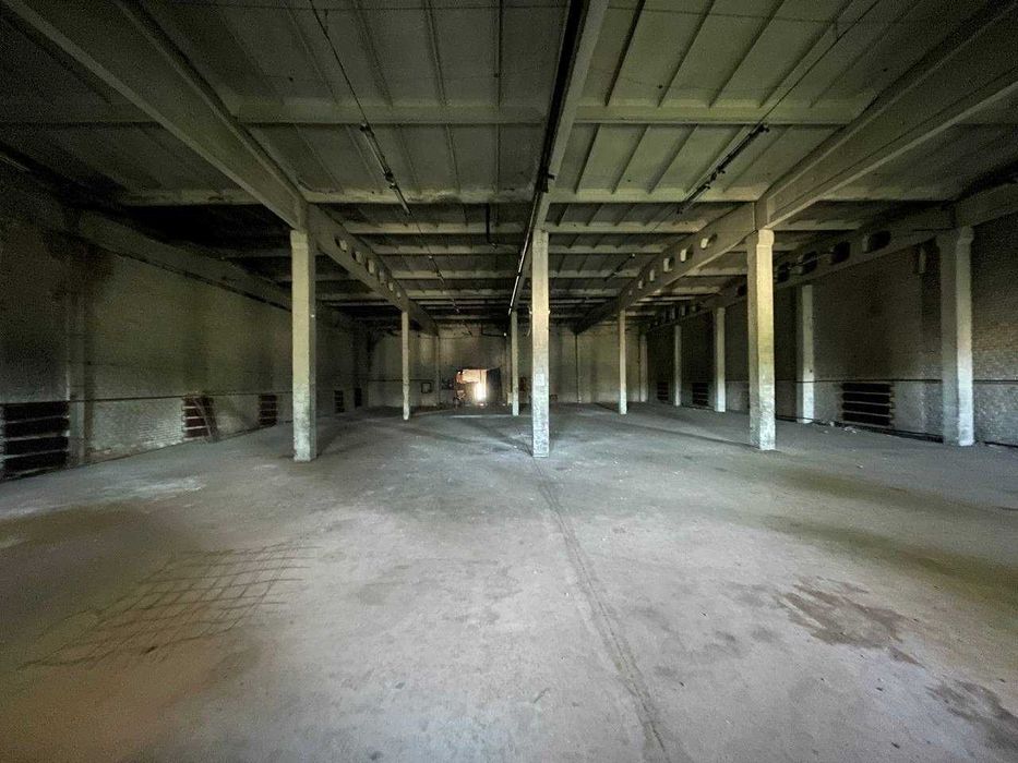 RLT S01 Оренда складу з рампою, 1500 м2, 65 грн/м2, вул. Дніпровська