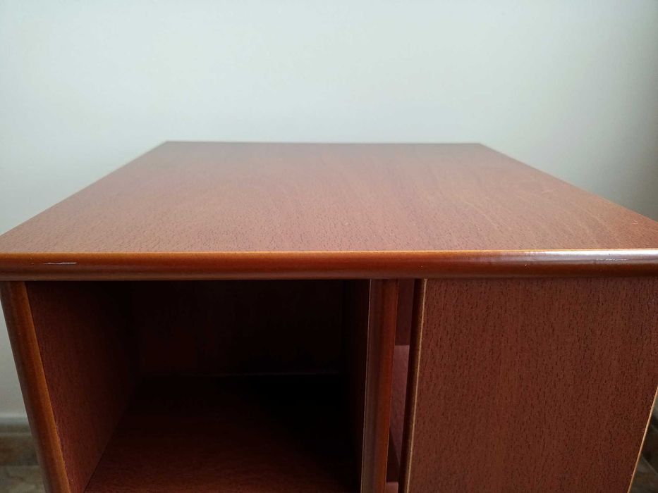 Mesa de Apoio Giratória em Madeira