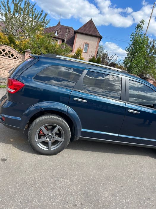 Dodge Journey 2013 року