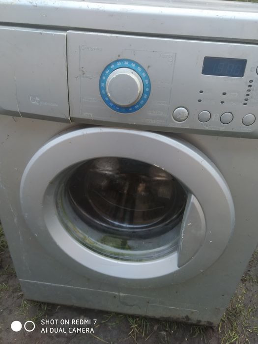 Продам пральну машинку Lg