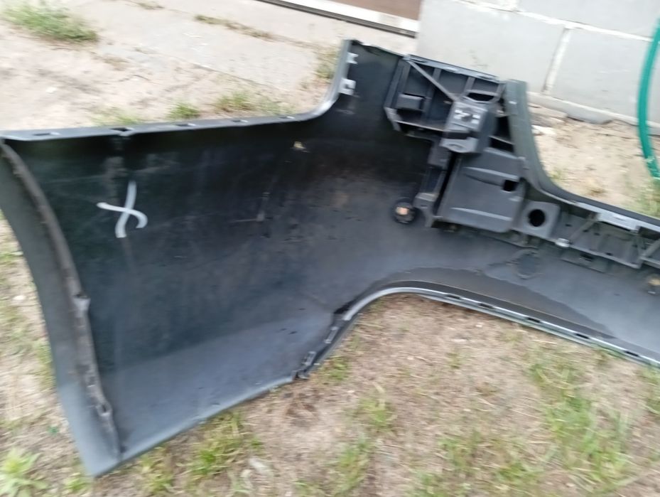 Zderzak tył sedan  A4b8 ..