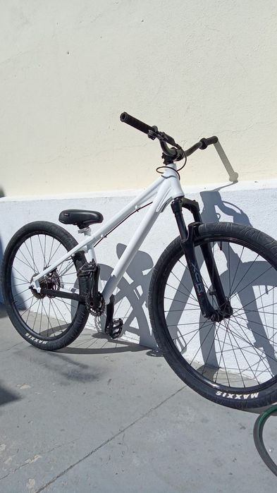 Bike de grau branca