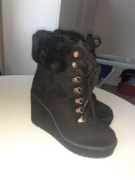 Botki zamszowe  nowe.