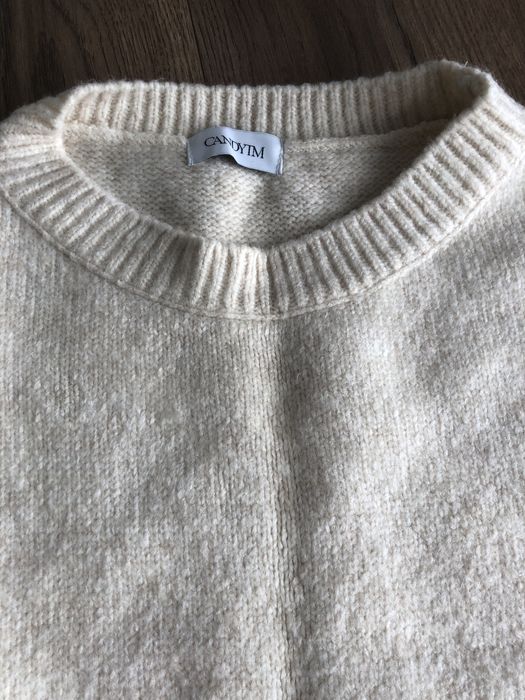 Swetr bardzo szeroki