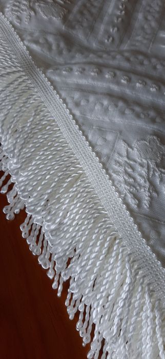 Colcha branca cama casal