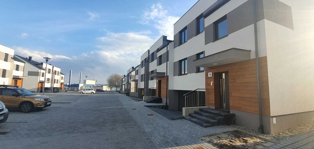3-pokojowe mieszkanie z ogródkiem | 67,54mkw, ul. Staroniwska | KLIMATYZACJA | Garaż + parking, balkon | OD SIERPNIA |