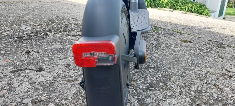 Trotineta nova, mais capacete novo