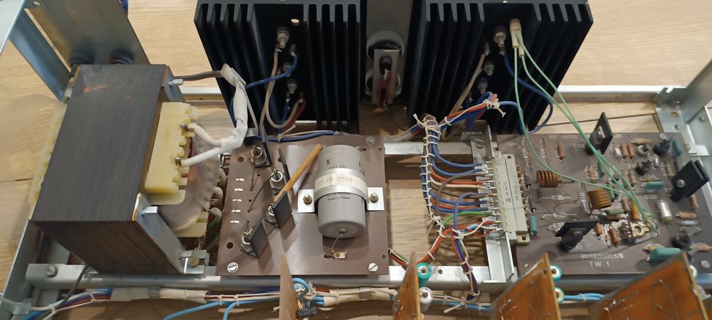 Wzmacniacz Eltron 100U