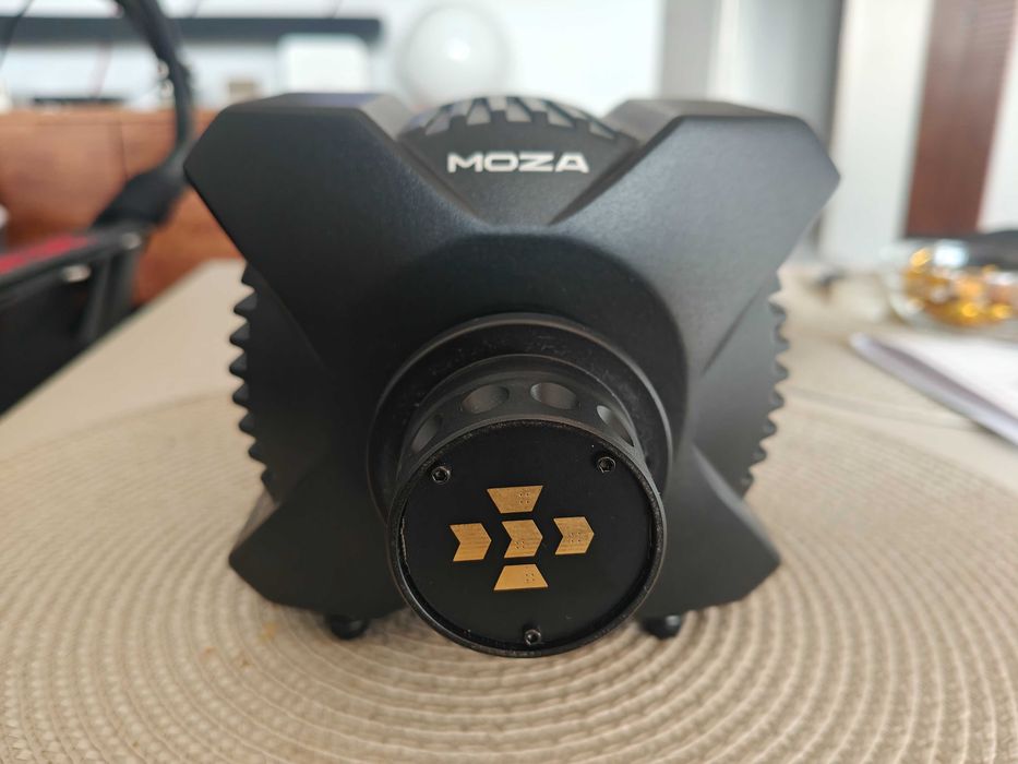 Baza Moza R3 - simracing