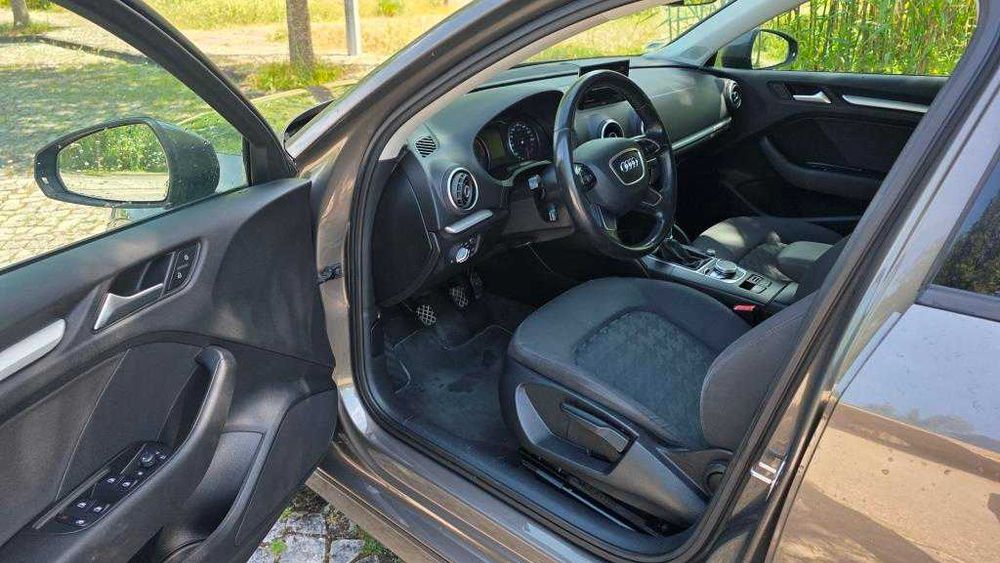 Audi A3 1.6 TDI Limousine Attraction Ultra
