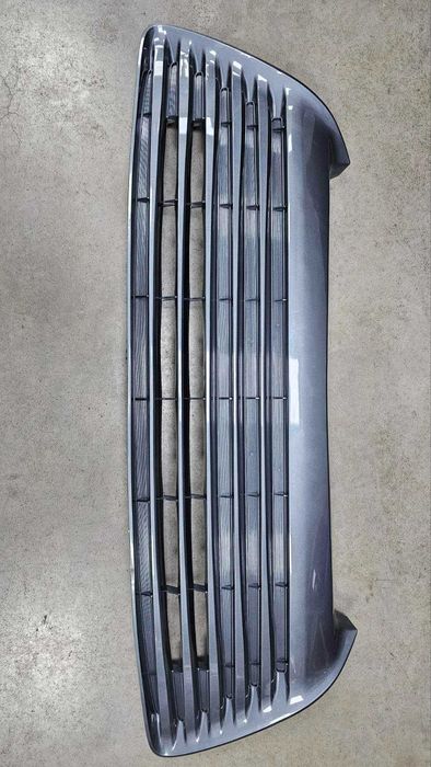 Решетка в бампер   Toyota Camry Тойота Камри 55 14-17 (XV50) USA