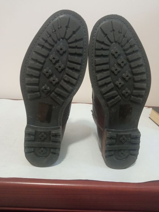 Нові шкіряні Jasper Conran. Р. 43