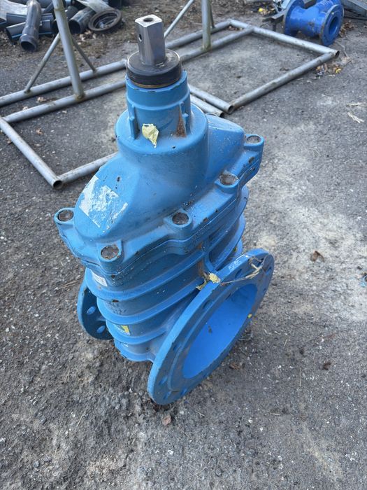 Zasuwa kolnierzowa klinowa zawor dn 250