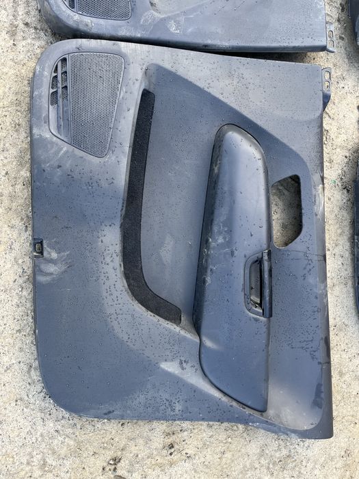 Amarok 2011 2h0 Boczki Drzwi