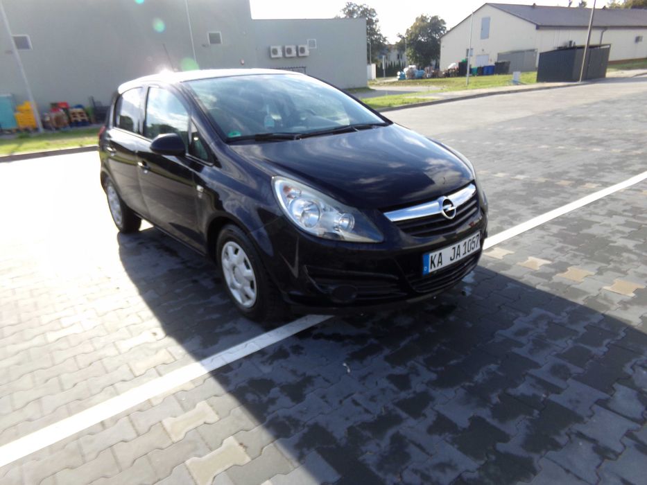 OPEL CORSA -   2010R - 1,2-16V - benz - Tanio