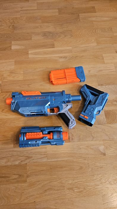Nerf zestaw karabiny pistolet kamizelki