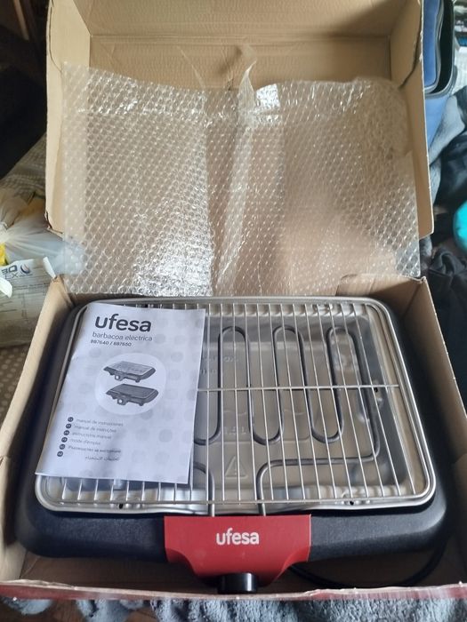 Grelhador Elétrico UFESA BB7640 2.300w NOVO!!