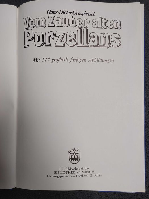 Z Magi starych porcelan