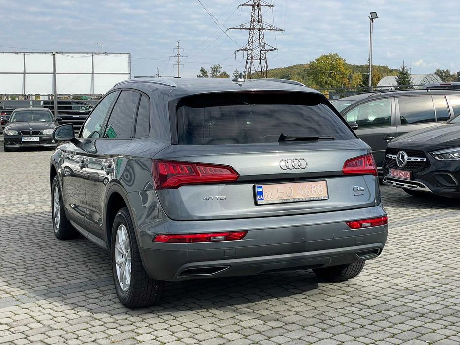 Audi Q5 2019 VIN WAUZZZFYXK2084489 фото оголошення 9 з 19