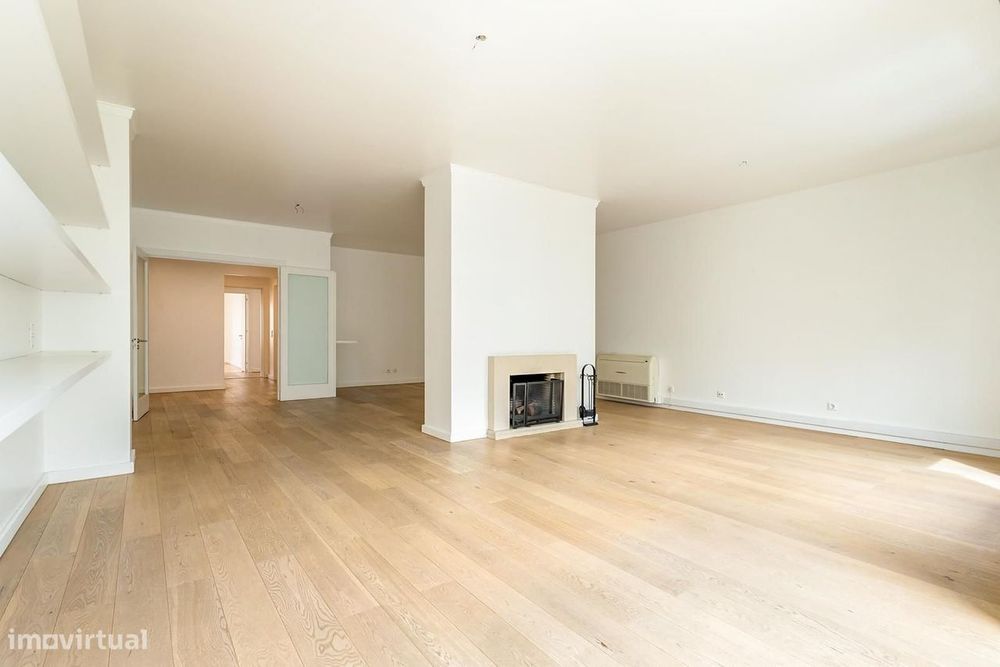 Apartamento T3 com piscina, Lumiar, Lisboa