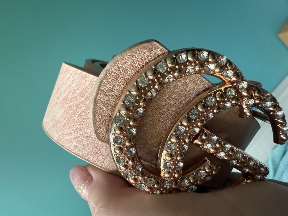 Piękny pasek cyrkonie róż