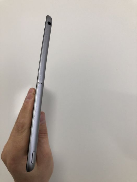 iPad 6, 32 GB, Wi-Fi. Айпад 6 на 32 гб.