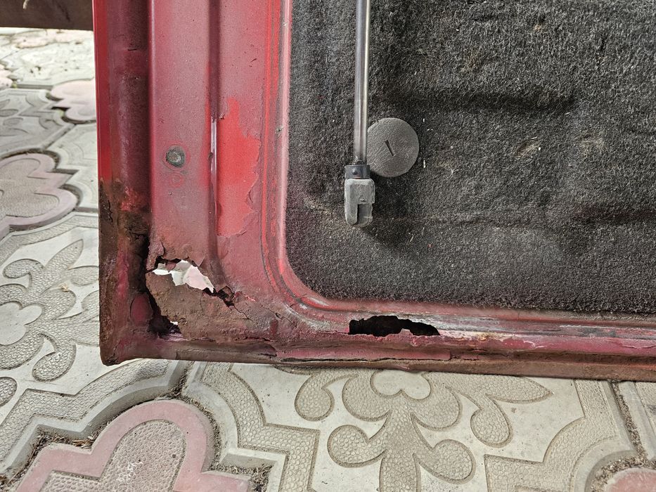 Бомболюк, двері бардачка Volvo fh12, євро3