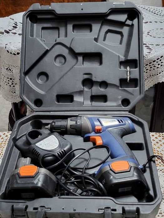 Wiertarko-wkrętarka Dexter Power w walizce